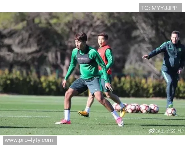 感谢王子铭八个赛季的辛勤付出与无私奉献，愿未来更加辉煌！